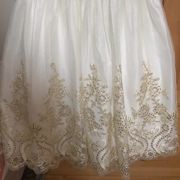 NWT gold lace sparkle flower girl communion dress - Picture 4 of 16